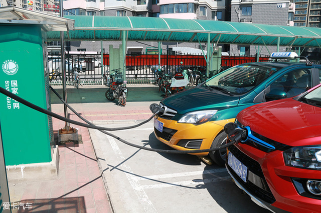 女神（經(jīng)）新能源用車記；充電省錢；北汽EX200